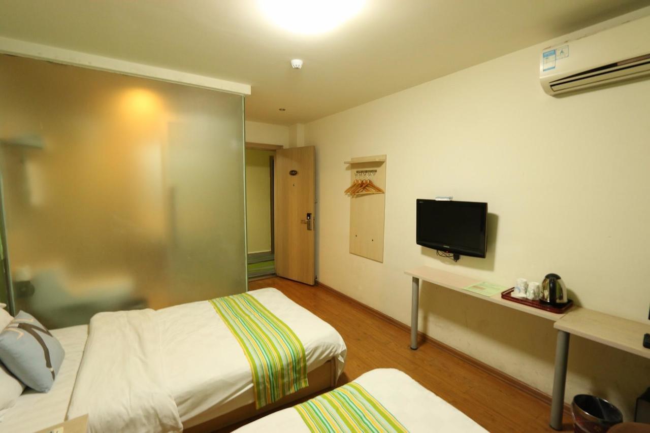 Pai Hotel Chongqing Qijiang Bus Station מראה חיצוני תמונה