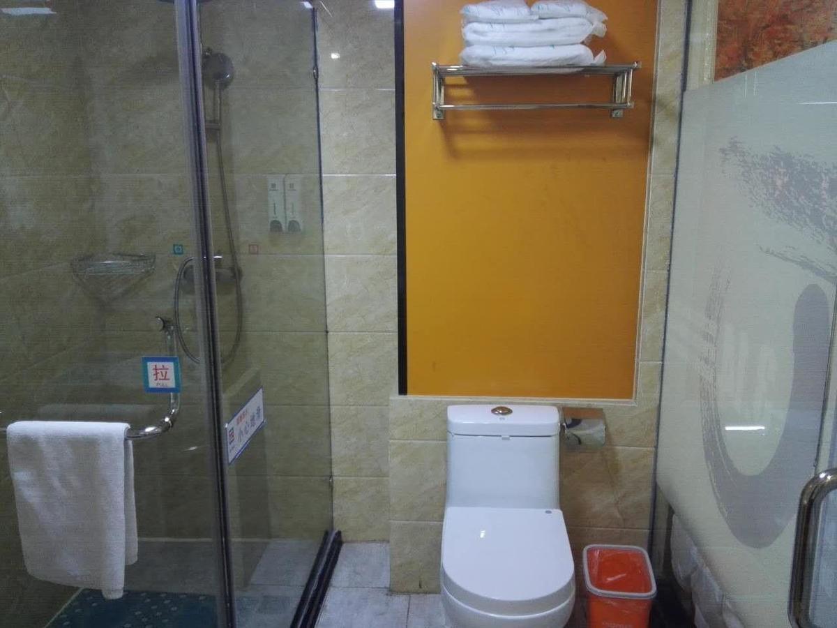 Pai Hotel Chongqing Qijiang Bus Station מראה חיצוני תמונה